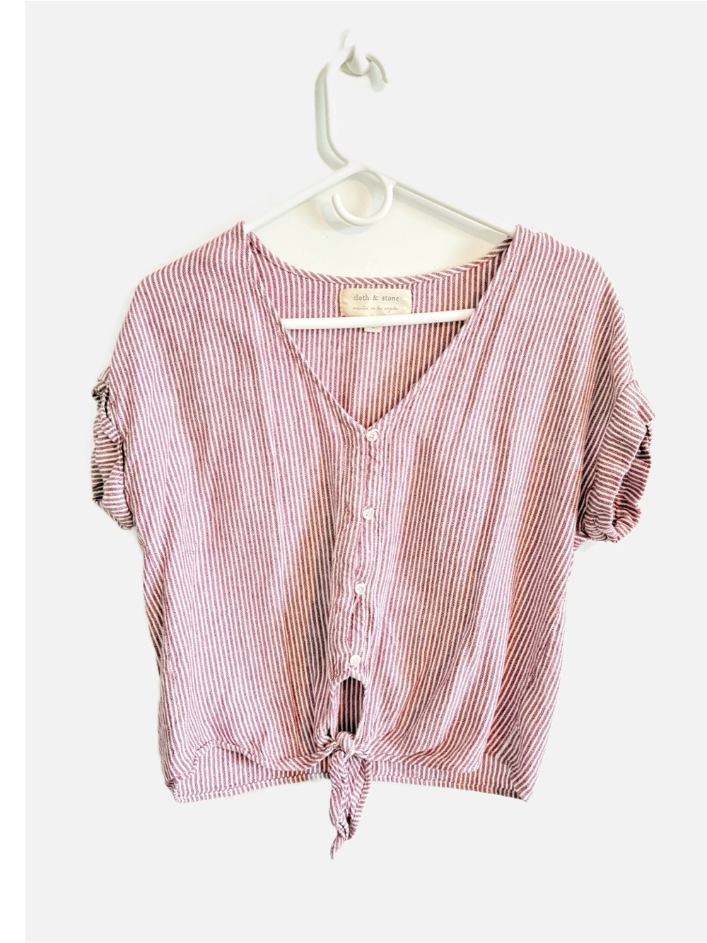Anthropologie Cloth & Stone Red & White Striped V-Neck‎ Short Sleeve